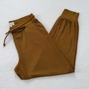 Lou & Grey Ribbed Knit Jogger Pants New with Tags